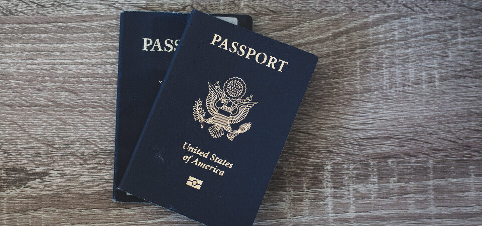 How to Build a Simple Money-and-Documents Backup System Before a Longer Stay Abroad