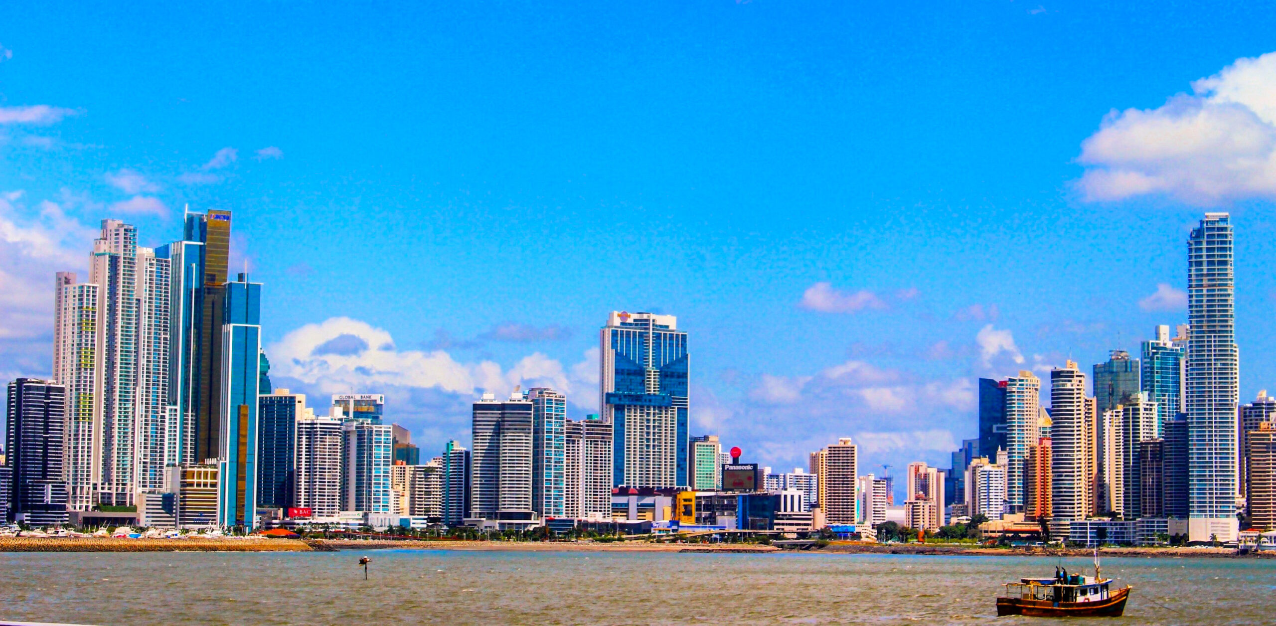 Panama City for Americans Who Want Big-City Services and Easier Logistics Abroad